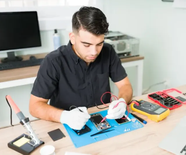 Réparateur de téléphone à domicile à Var
